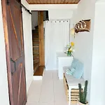 بيت للعطل Olivier House Zaglav