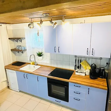 Дом отдыха Olivier House
