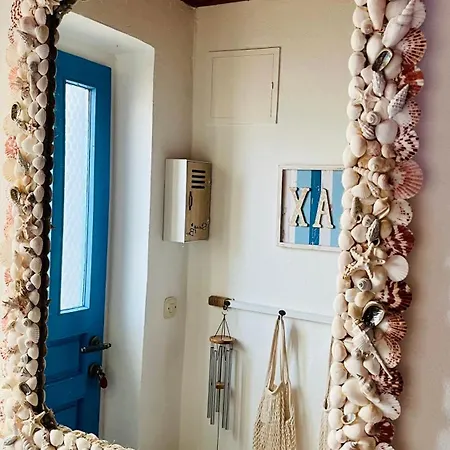 Olivier House * Zaglav